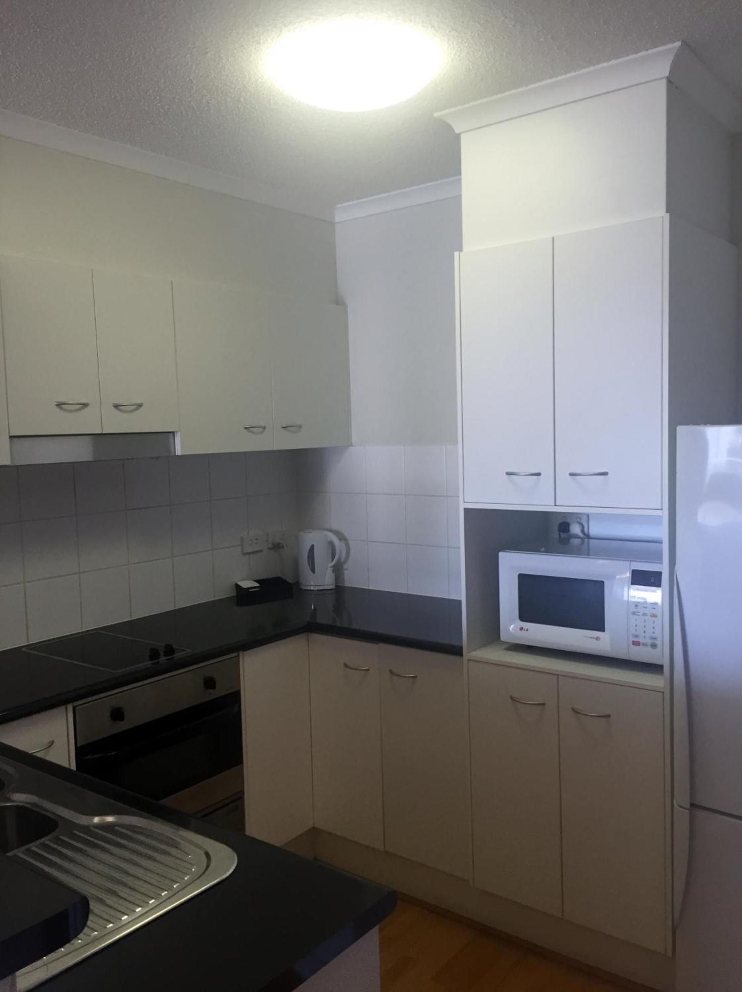 Frisco Apartments Brisbane Szoba fotó
